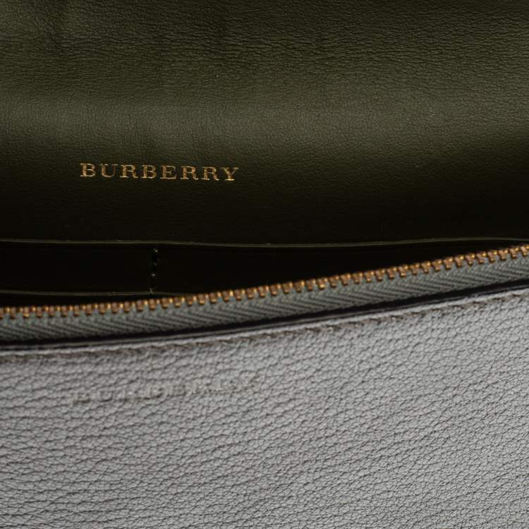 Pre Owned Burberry Silver Foil Leather Pecan Chain Strap Shoulder Bag
