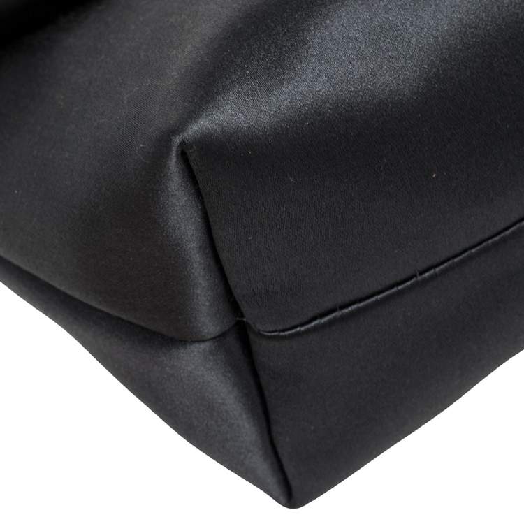 Pre Owned Burberry Grey Satin Crystal Embellished Pin Clutch