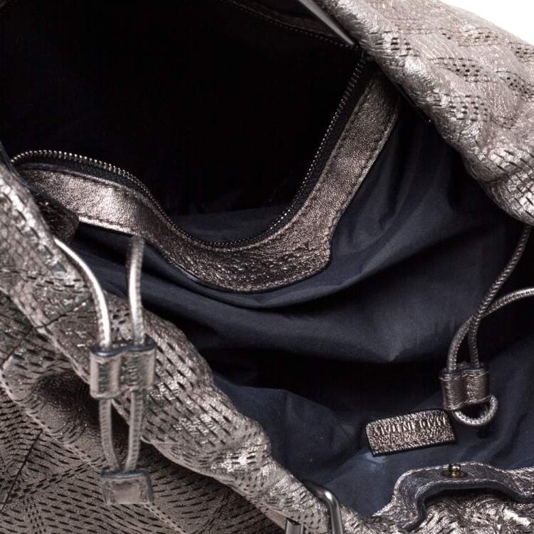 Pre Owned Burberry Metallic Lasercut Soft Leather Drawstring Tote