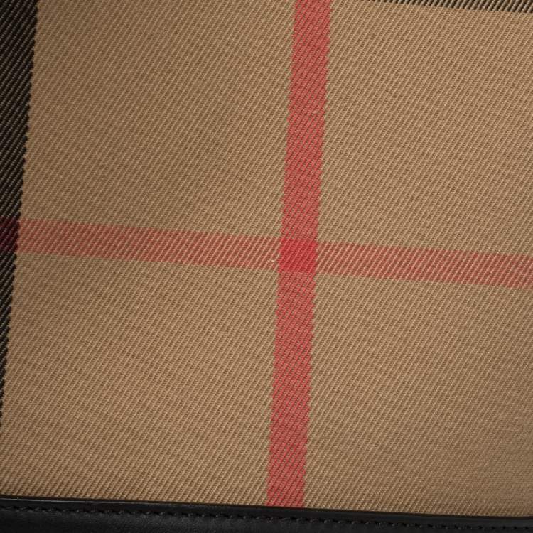 Pre Owned Burberry Black/Beige House Check Canvas and Leather Mini Bucket Chain Bag