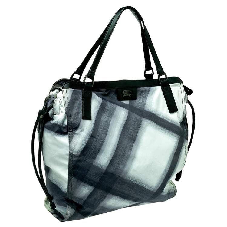 Pre Owned Burberry Black Smoked Check Nylon and Leather Buckleigh Tote