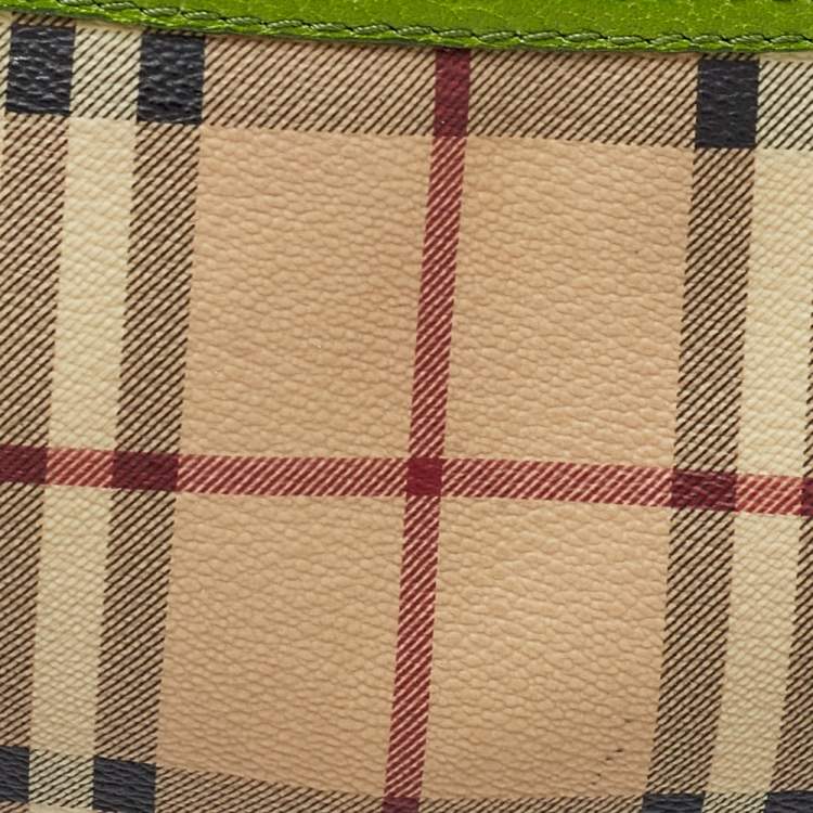 Pre Owned Burberry Apple Green/Beige Haymarket Check Coated Canvas Anabel Wristlet Clutch Bag