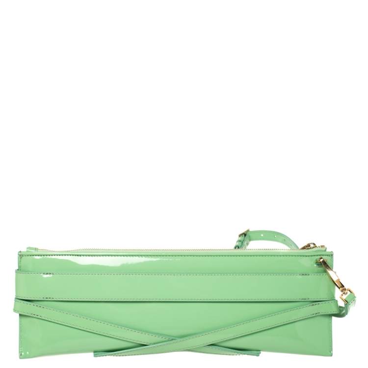 Pre Owned Burberry Green Patent Leather Bridle Parmoor Clutch