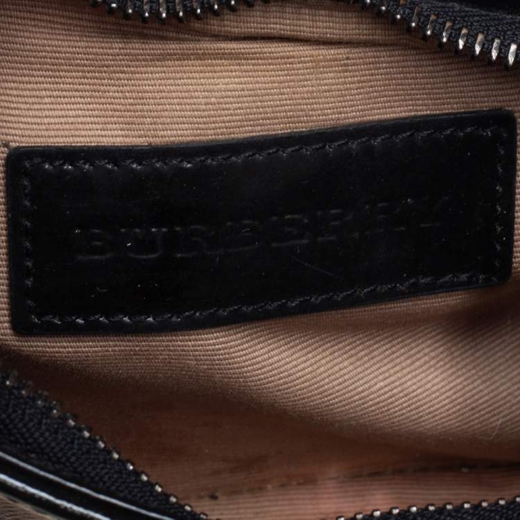 Pre Owned Burberry Beige/Black Nova Check PVC and Patent Leather Pochette Bag