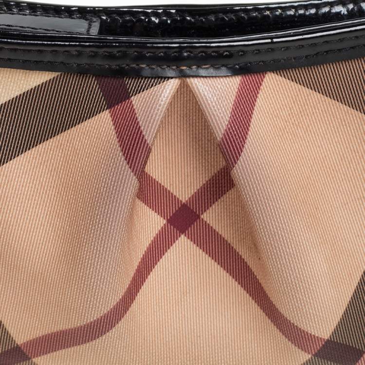 Pre Owned Burberry Beige/Black Nova Check PVC and Patent Leather Pochette Bag