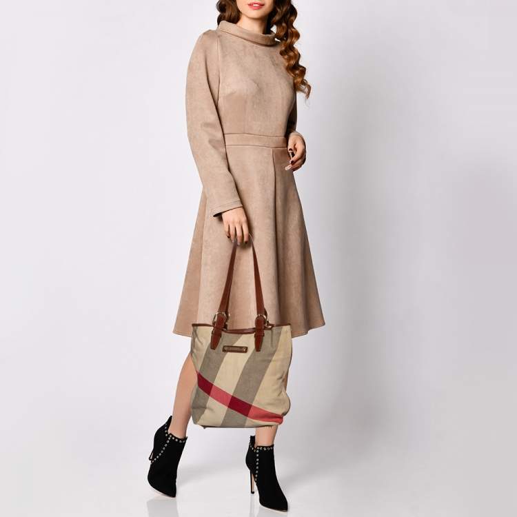 Pre Owned Burberry Beige House Check Canvas and Leather Trim Shopper Tote