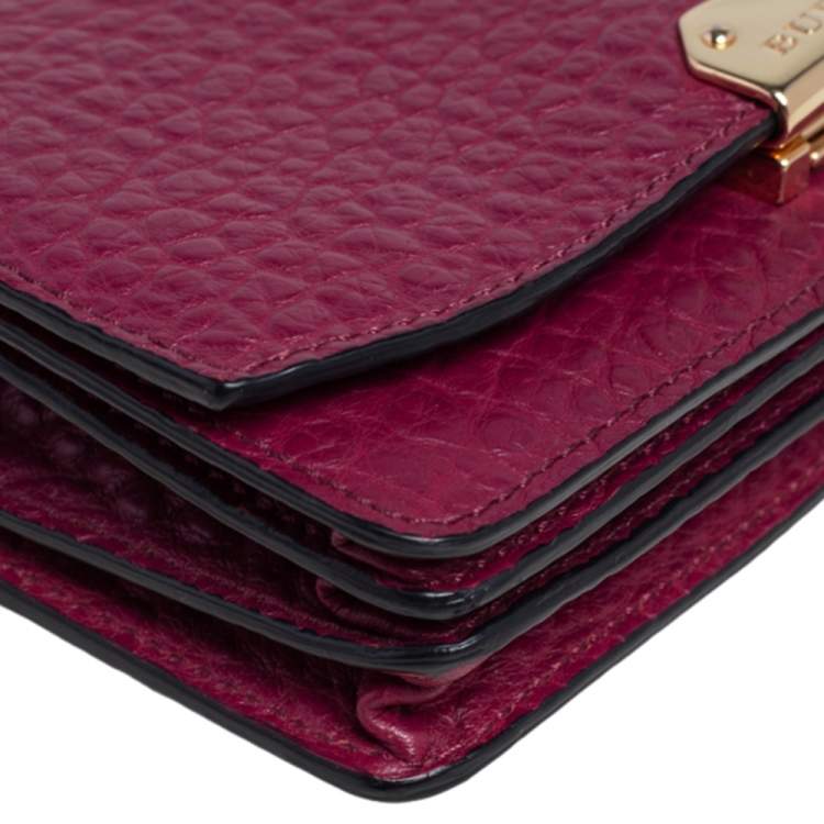 مملوكة مسبقًا Burberry Burgundy Leather Madison Wallet on Chain