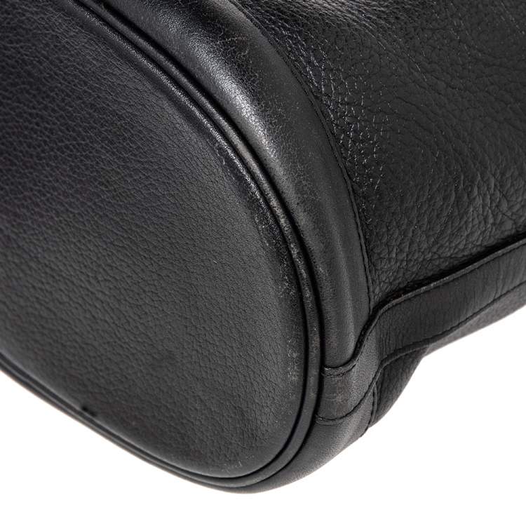 Pre Owned Burberry Black Leather Drawstring Bucket Bag