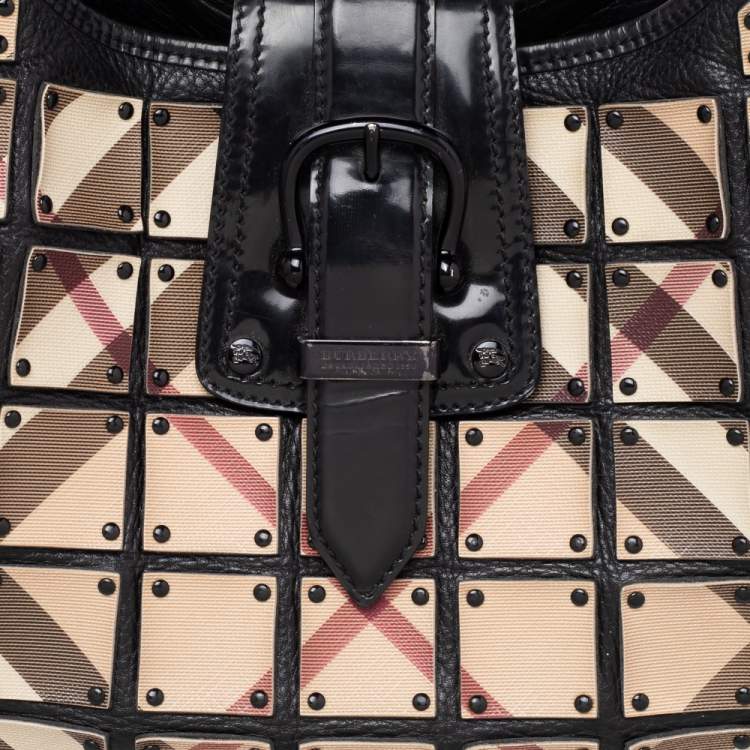 Pre Owned Burberry Beige/Black Nova Check Canvas And Leather Studded Brooke Warrior Hobo