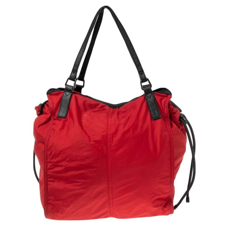 Pre Owned Burberry Red Nylon and Leather Buckleigh Shopper Tote