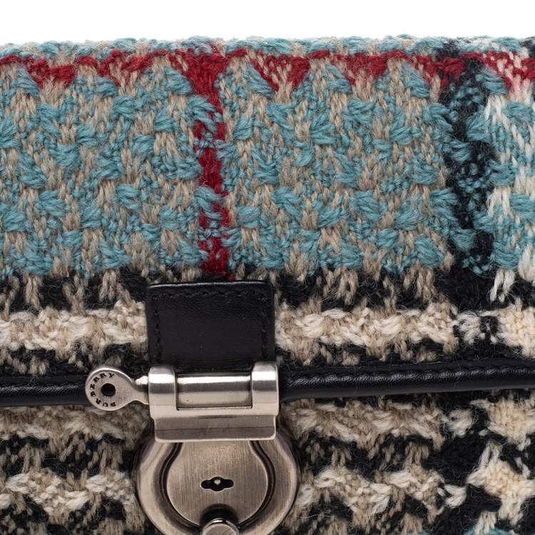 Pre Owned Burberry Blue Nova Check Wool Wristlet