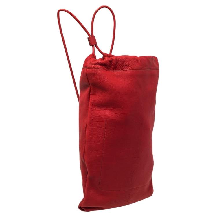 Pre Owned Burberry Red Pebbled Leather Drawstring Sling Backpack