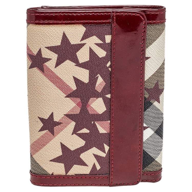 Pre Owned Burberry Beige/Burgundy Nova Check Stars Printed Coated Canvas And Patent Leather Compact Wallet