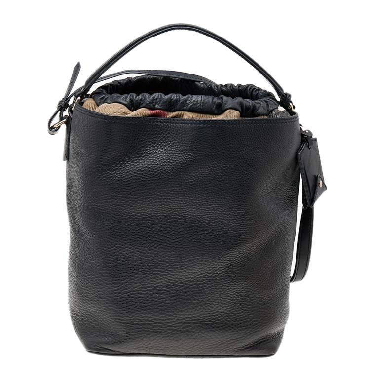 Pre Owned Burberry Black Leather Susanna Bucket Bag