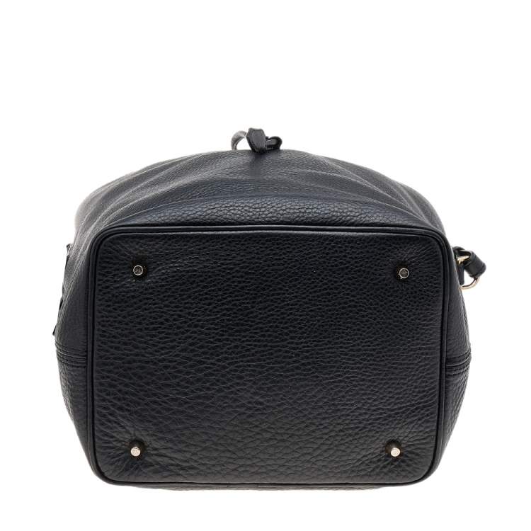 Pre Owned Burberry Black Leather Susanna Bucket Bag