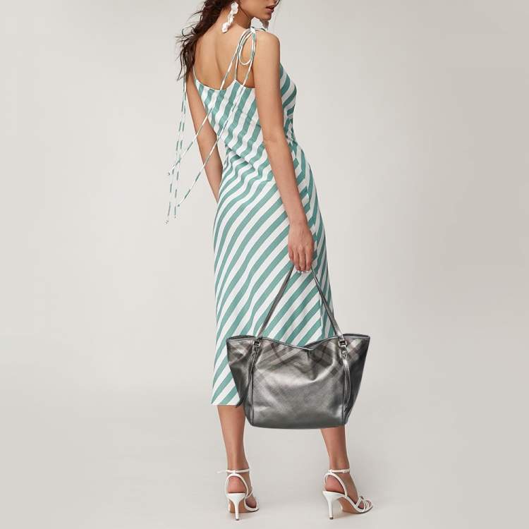 Pre Owned Burberry Metallic Grey Nova Check Coated Canvas And Leather Canterbury Tote