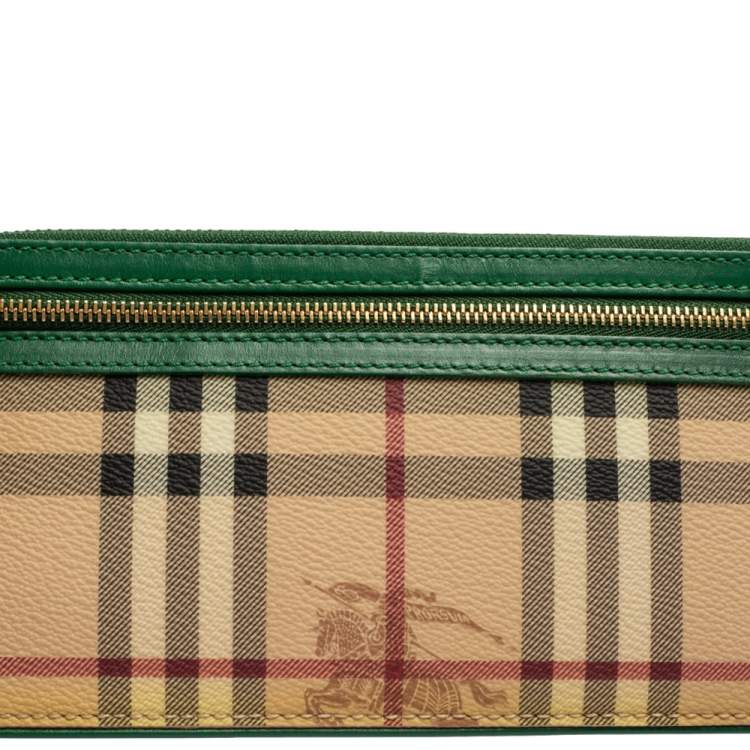 Pre Owned Burberry Beige/Green Haymarket Check PVC and Leather Wristlet Clutch