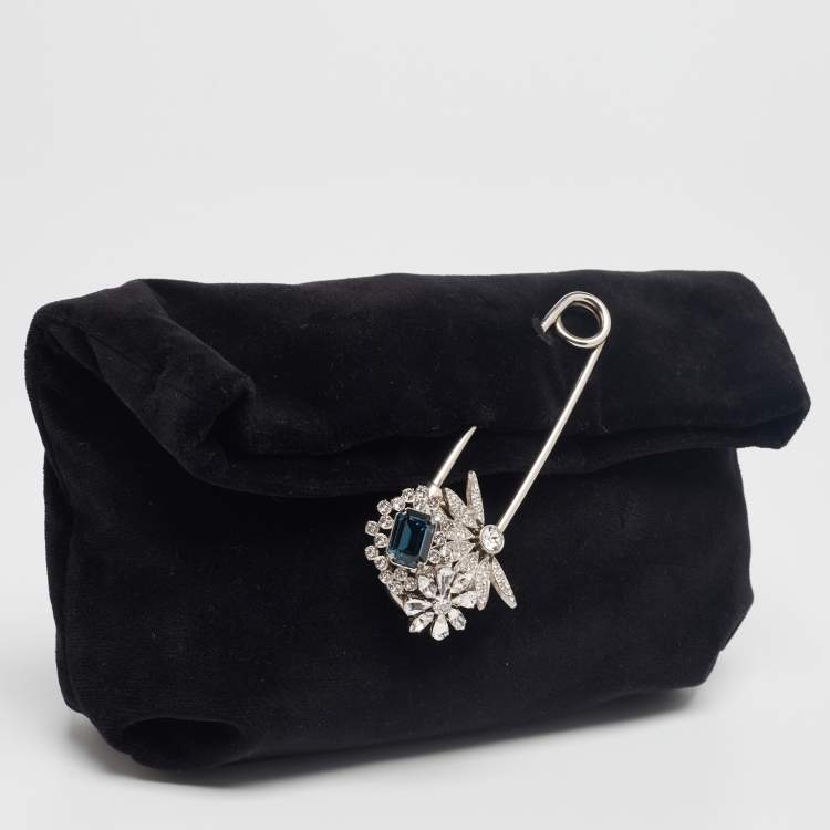 Pre Owned Burberry Black Velvet Crystal Embellished Pin Clutch