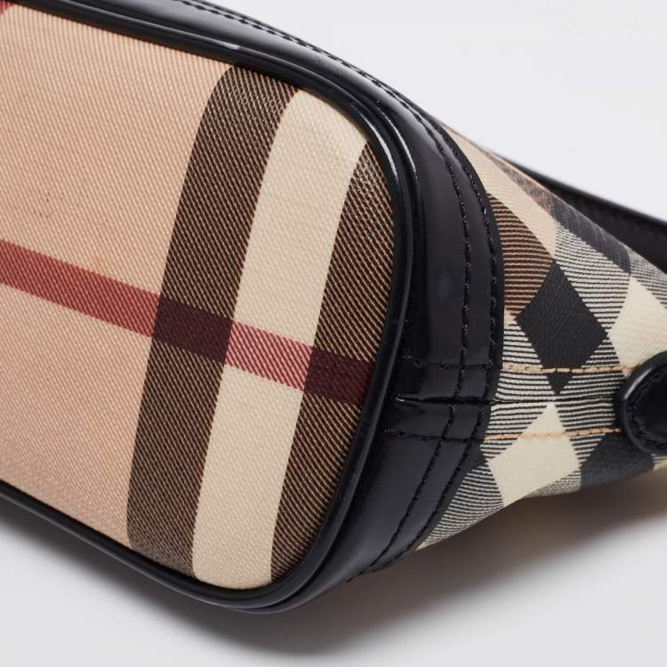 Pre Owned Burberry Black/Beige Novacheck Pvc and Leather Pochette Bag