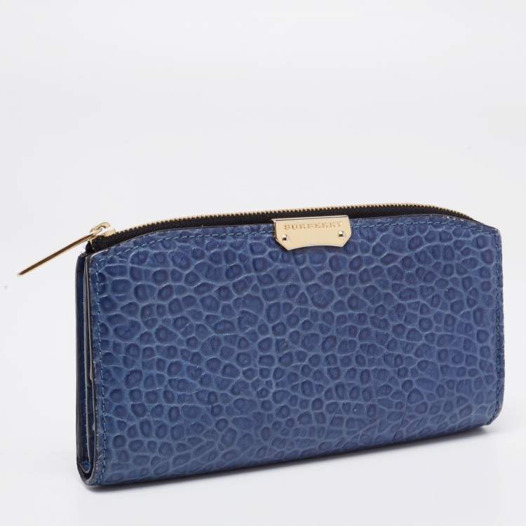 Pre Owned Burberry Blue Leather Alvington Continental Wallet