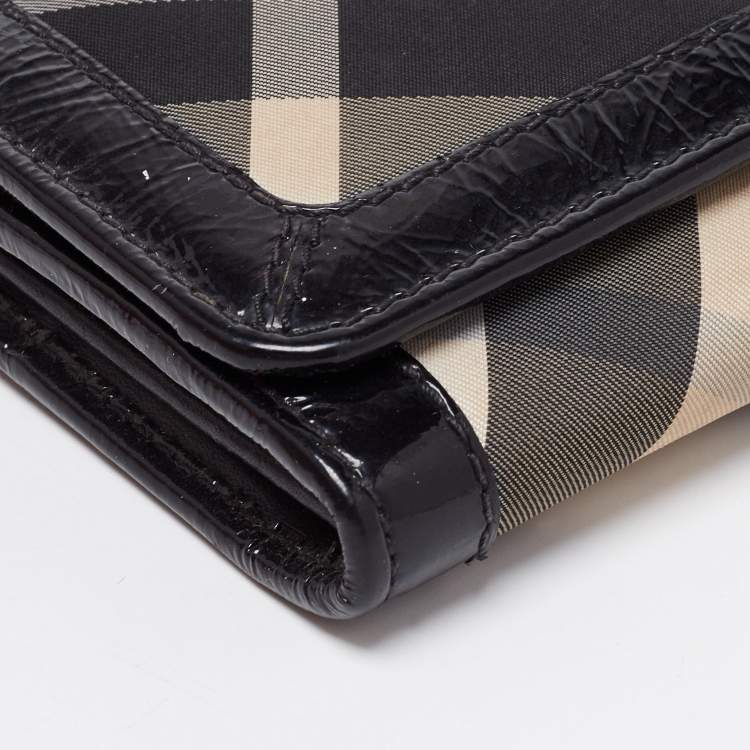 Pre Owned Burberry Black Beat Check Nylon and Patent Leather Penrose Continental Wallet