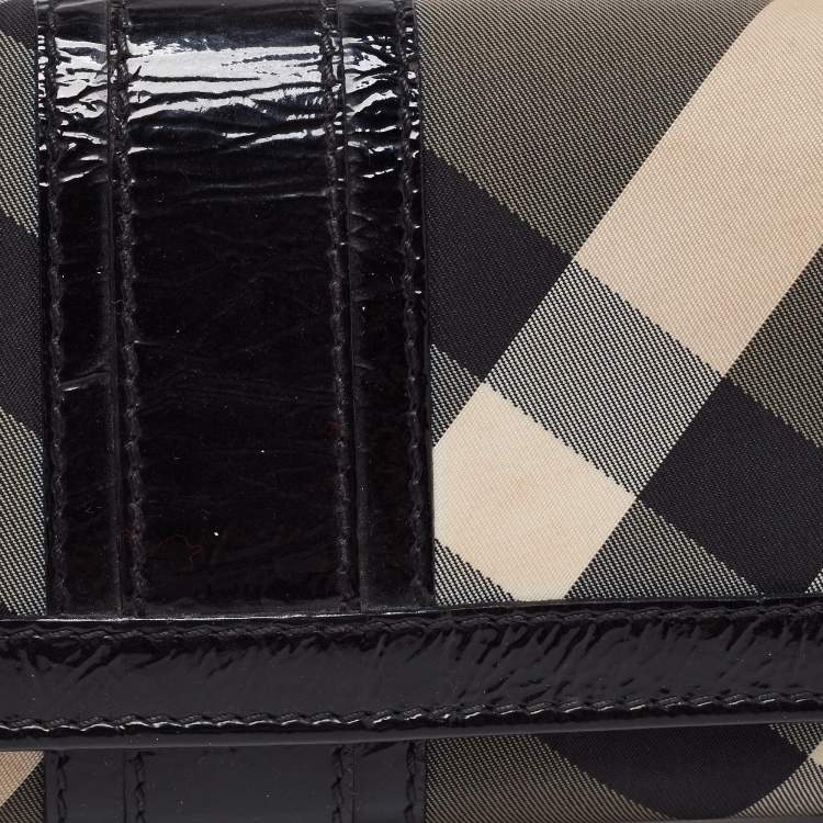Pre Owned Burberry Black Beat Check Nylon and Patent Leather Penrose Continental Wallet