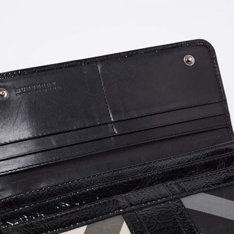 Pre Owned Burberry Black Beat Check Nylon and Patent Leather Penrose Continental Wallet