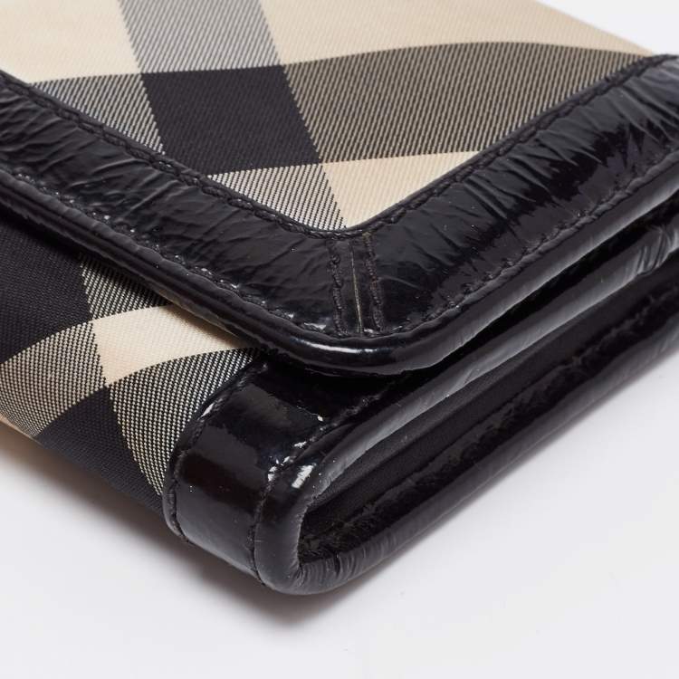 Pre Owned Burberry Black Beat Check Nylon and Patent Leather Penrose Continental Wallet