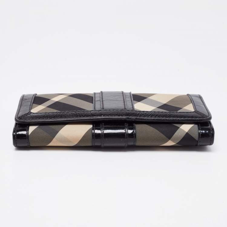 Pre Owned Burberry Black Beat Check Nylon and Patent Leather Penrose Continental Wallet