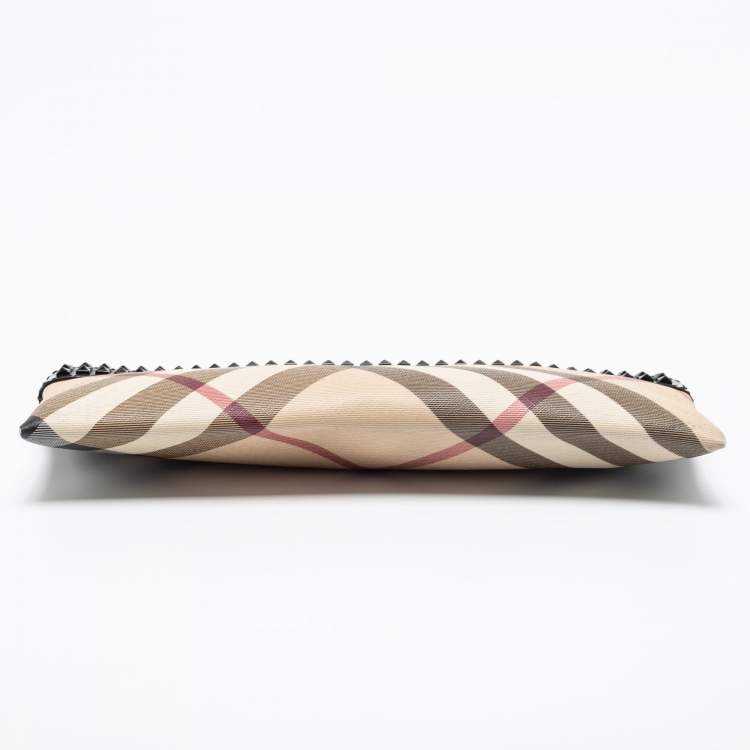 Pre Owned Burberry Beige/Black Nova Check PVC and Patent Leather Studded Wristlet Clutch
