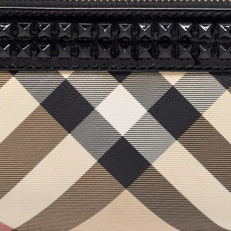 Pre Owned Burberry Beige/Black Nova Check PVC and Patent Leather Studded Wristlet Clutch