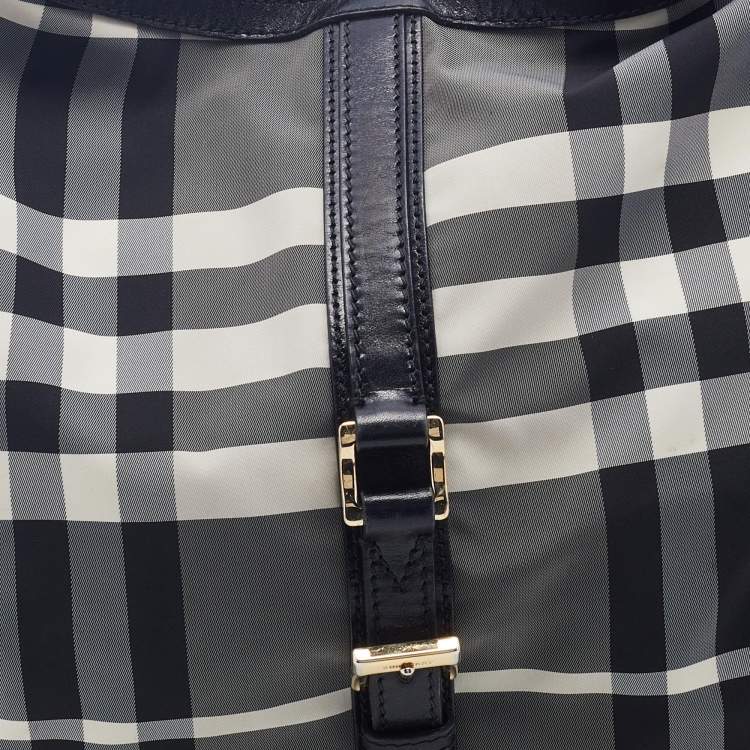 Pre Owned Burberry Tri Color Beat Check Nylon and Leather Hobo