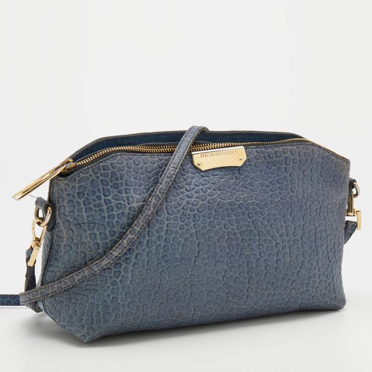 Pre Owned Burberry Blue Grain Leather Crossbody Bag