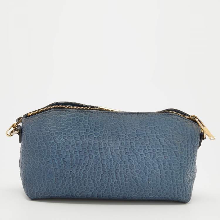 Pre Owned Burberry Blue Grain Leather Crossbody Bag