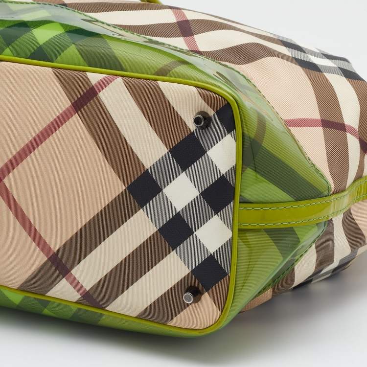 Pre Owned Burberry Beige/Green PVC and Patent Leather Drawstring Tote