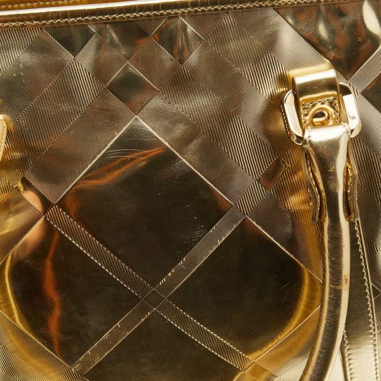 Pre Owned Burberry Metallic Gold Beat Check Mirror Patent Leather Ember Tote
