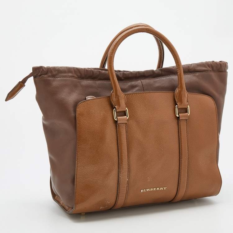 Pre Owned Burberry Brown/Tan Patent and Leather Drawstring Tote