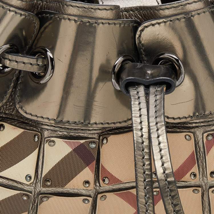 Pre Owned Burberry Beige/Metallic Grey Super Nova Check PVC And Leather Mini Warrior Studded Hobo