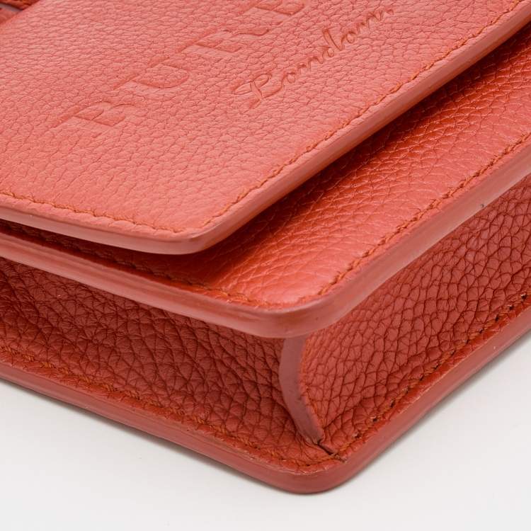 مملوكة مسبقًا Burberry Orange Leather Wallet On Chain