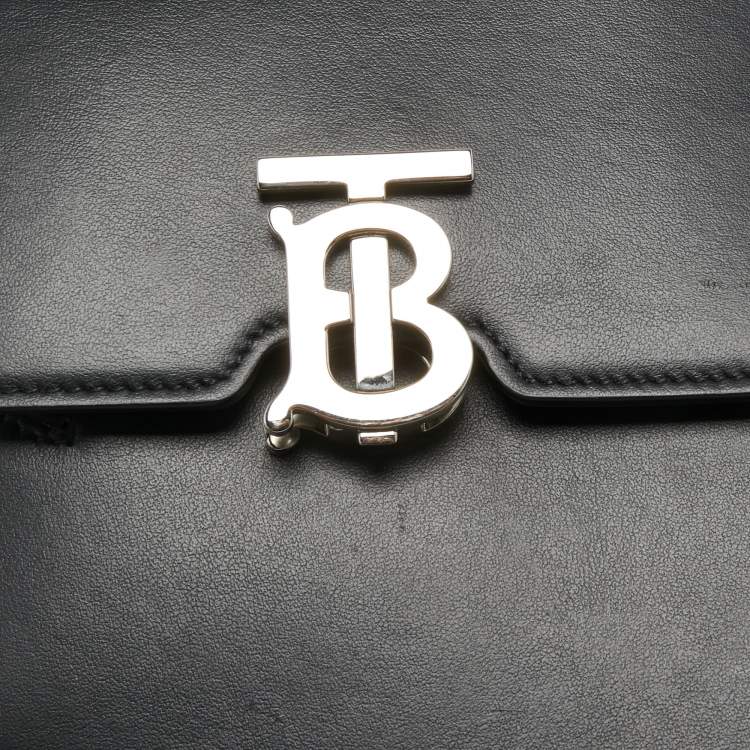 Pre Owned Burberry Black Leather Robin Crossbody Bag