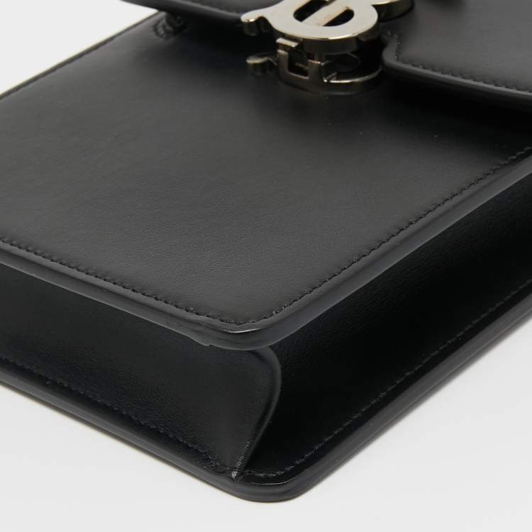 Pre Owned Burberry Black Leather Robin Crossbody Bag