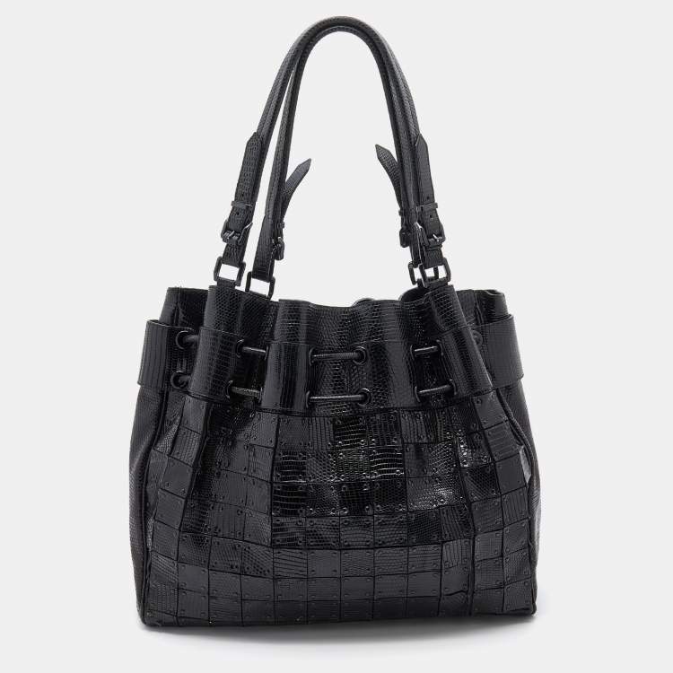 Pre Owned Burberry Black Lizard Embossed Leather Patchwork Drawstring Bag