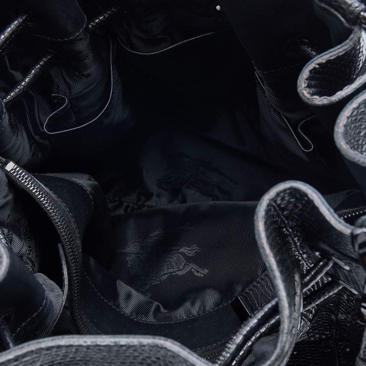 Pre Owned Burberry Black Lizard Embossed Leather Patchwork Drawstring Bag