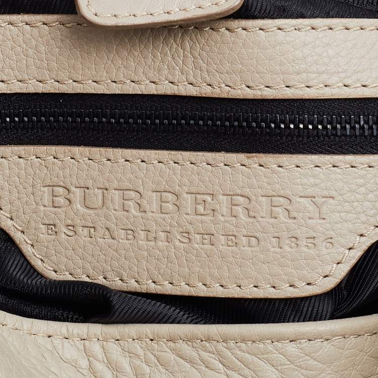 Pre Owned Burberry Light Beige Leather Drawstring Warrior Hobo