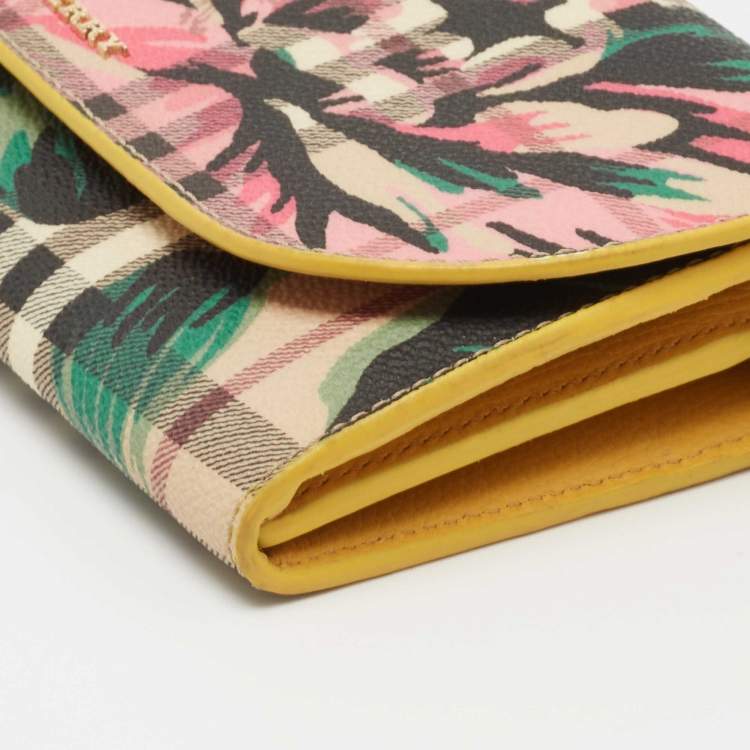 Pre Owned Burberry Multicolor Haymarket Check Floral Coated Canvas and Leather Izzy Wallet on Chain