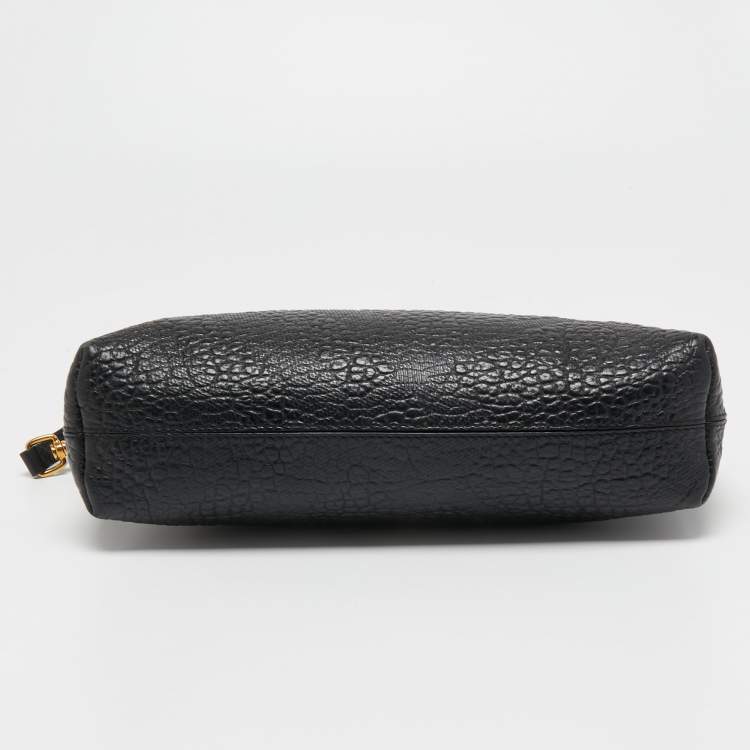 Pre Owned Burberry Black Grained Leather Chichester Crossbody Bag