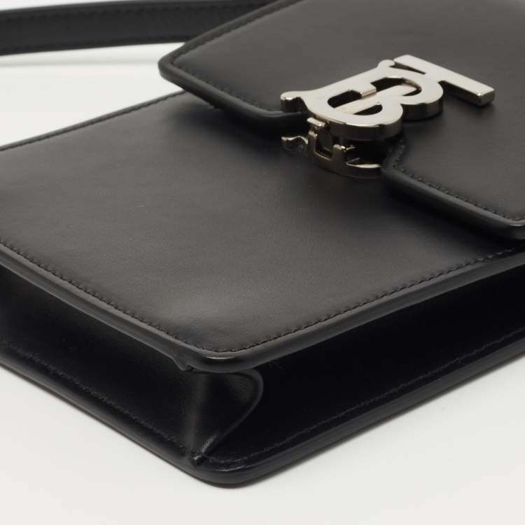Pre Owned Burberry Black Leather Robin Crossbody Bag