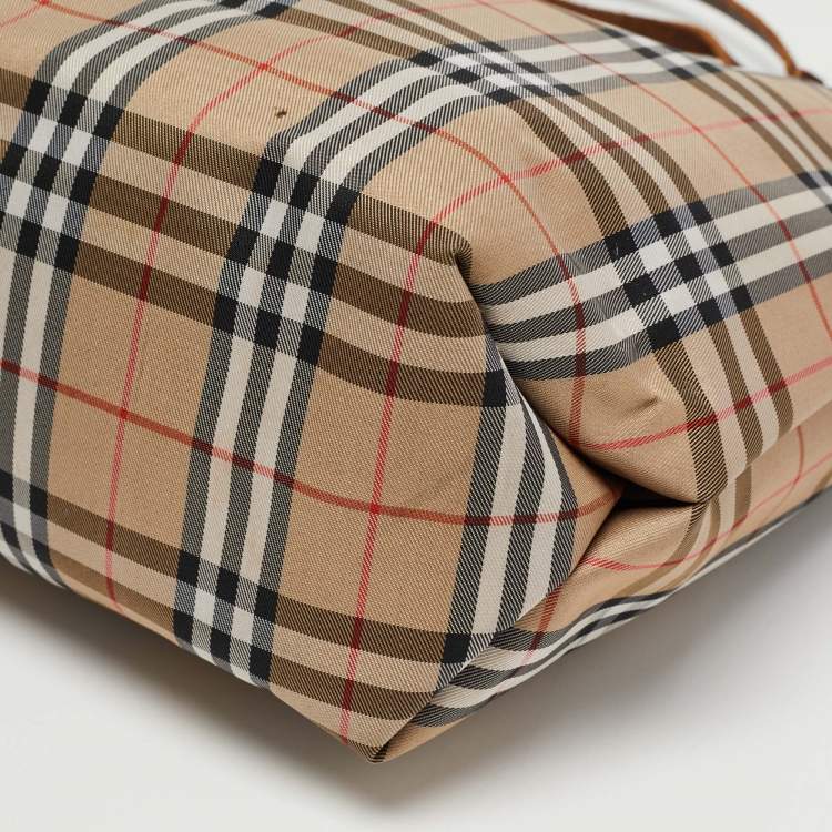 Pre Owned Burberry Beige/Brown Nova Check Nylon Tote