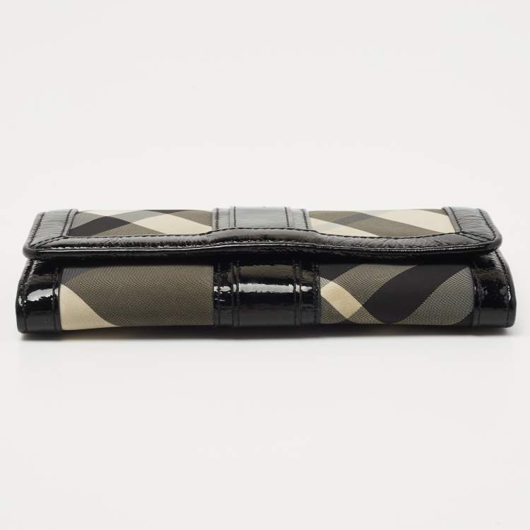 Pre Owned Burberry Black Beat Check Nylon and Patent Leather Penrose Continental Wallet