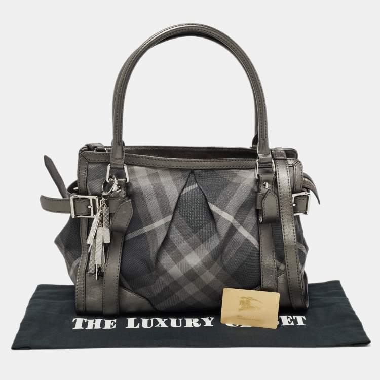 Pre Owned Burberry Metallic Grey Shimmer Beat Check Canvas and Leather Lowry Tote